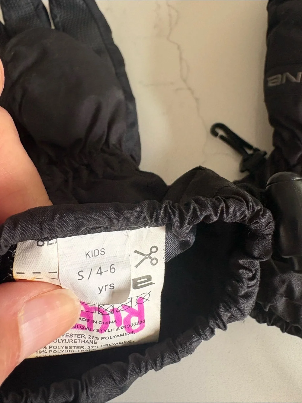 Dakine Kids Small (4-6 yrs) Black Insulated Winter Ski Gloves